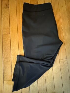 Reebok Play Dry XL Black High-Waist Active Capri Leggings NWOT